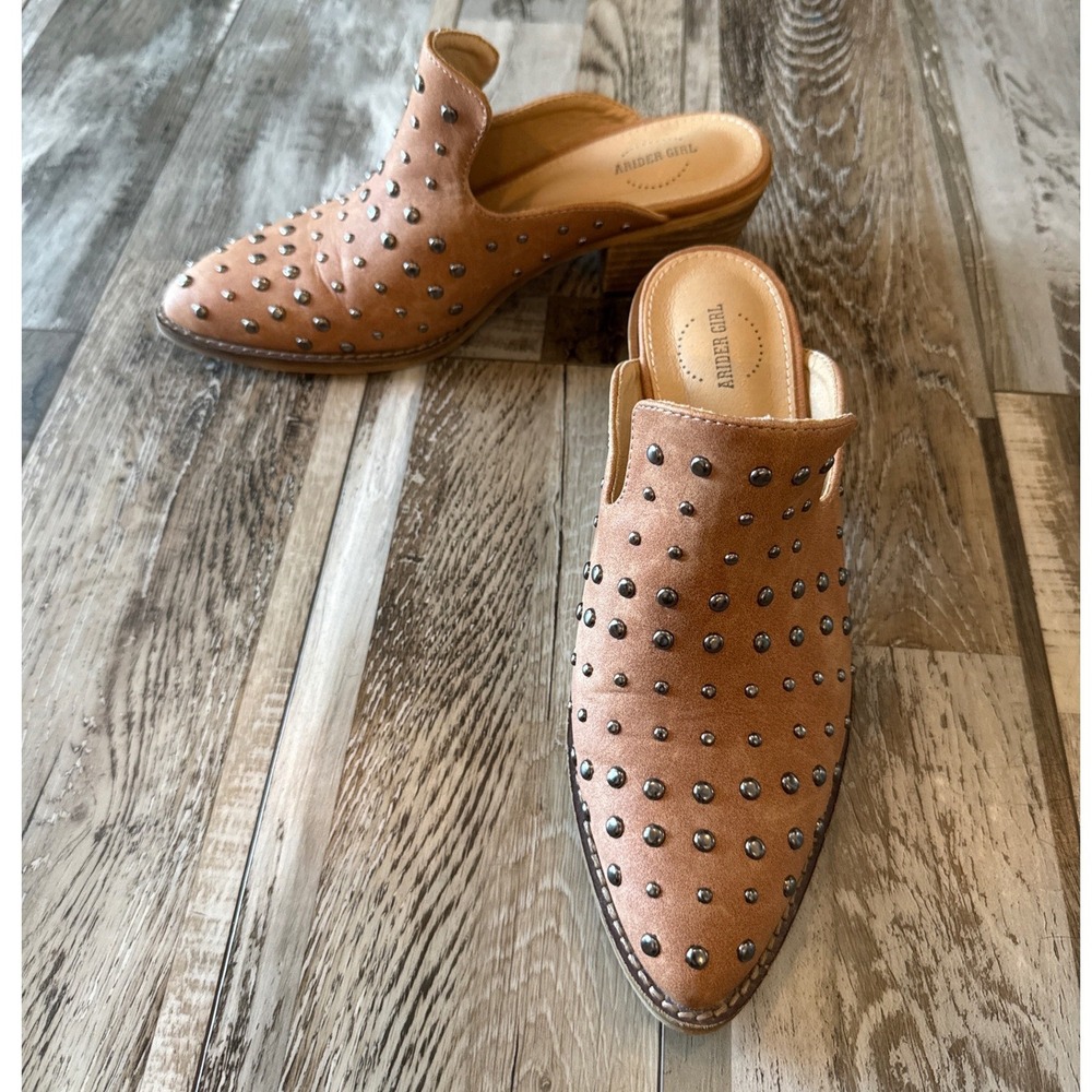 Arider Girl Womens Western Studded Mules 7.5 Tan Faux Suede Stacked Heel Boho